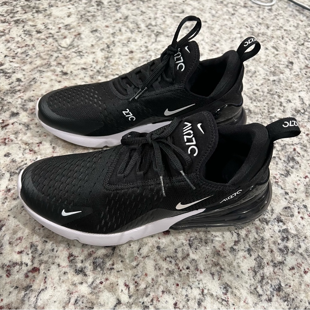 Nike Air Max 270